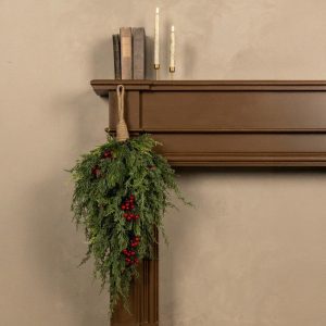 32" Pine, Cedar and Berries Hanging Swag