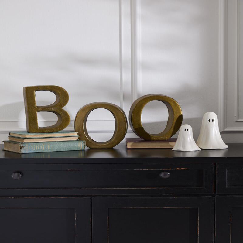BOO Mantle Letters