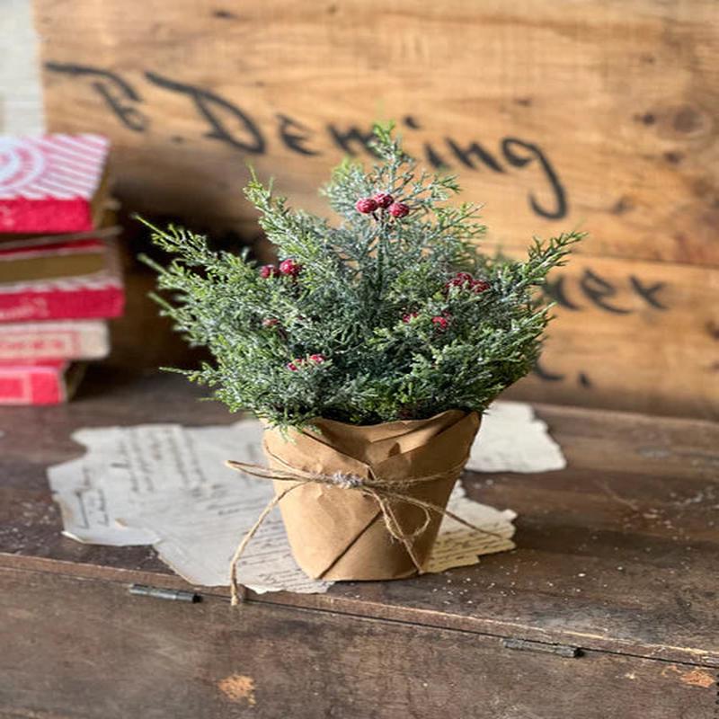 12" Merry Market Pot No. 3