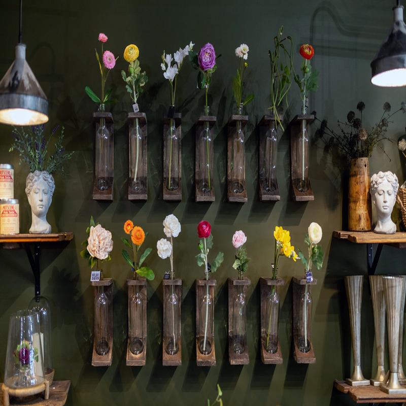 Wall Mounted Bottle Flower Holder