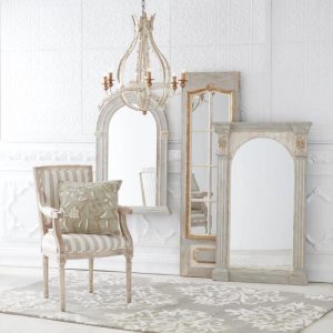 31" Weathered White & Gold Metal Leaf Chandelier