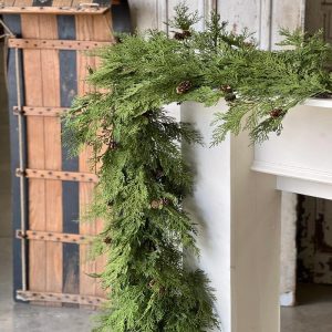 72" North Rim Hemlock Garland