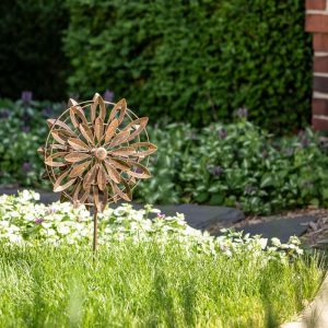 Spinning Flower Garden Stake