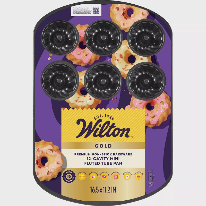 Gold Non-Stick Mini Fluted Pan, 12 Cavity