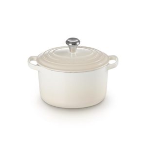 31cm Oval Dutch Oven | Meringue