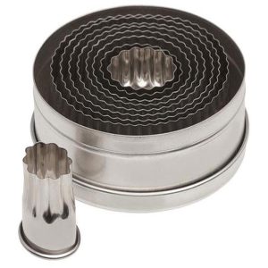 Fluted Oval Cutter Set, 9 Pieces