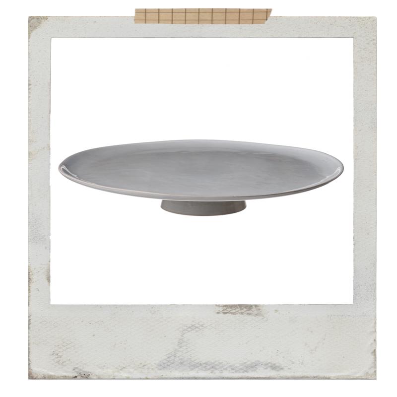 Svelte Stone Cake Stand