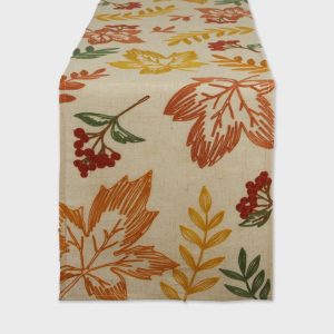 Scatter Leaves Table Runner