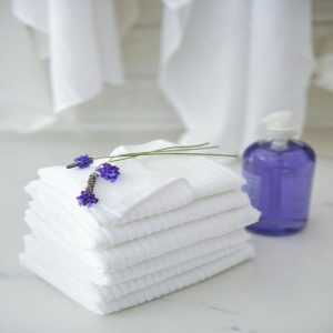 White Microfiber Cloths, 4-Pack