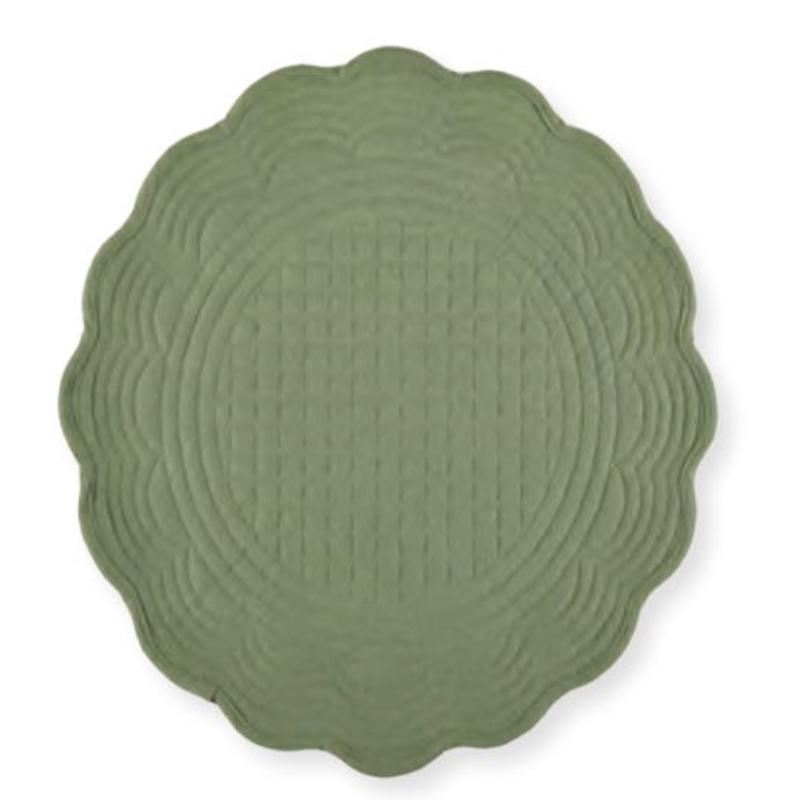 Mabel Green Round Scalloped Placemat
