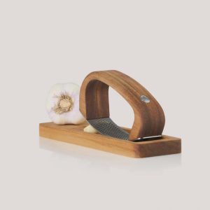 RoccaAlio Garlic Press with Rocker