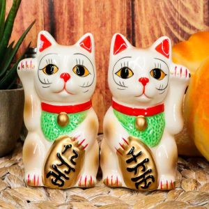 Ebros Ceramic Japanese Maneki Neko Salt And Pepper Shakers Magnetic Cat 3.5"Tall