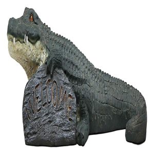 Ebros Gift Large Realistic Crocodile Holding Welcome Sign Rock Garden Greeter Accent Statue Lake Home Patio Pool Exotic Decor of Alligators Crocodiles Caiman Gator Decorative Sculpture (29" Long)