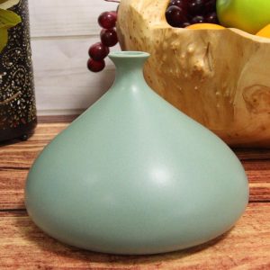 Ebros Teco Art Pottery by Frank Lloyd Wright Matte Glaze Vase (Kiss - Green)