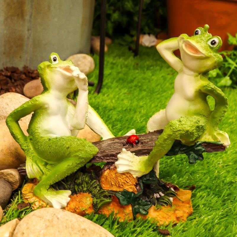 Ebros Summer Fun Cottage Garden Whimsical Frogs Sitting On Seesaw with Ladybug Statue 7.75" Long Collectible for Frog Toad Lovers As Home Decorative