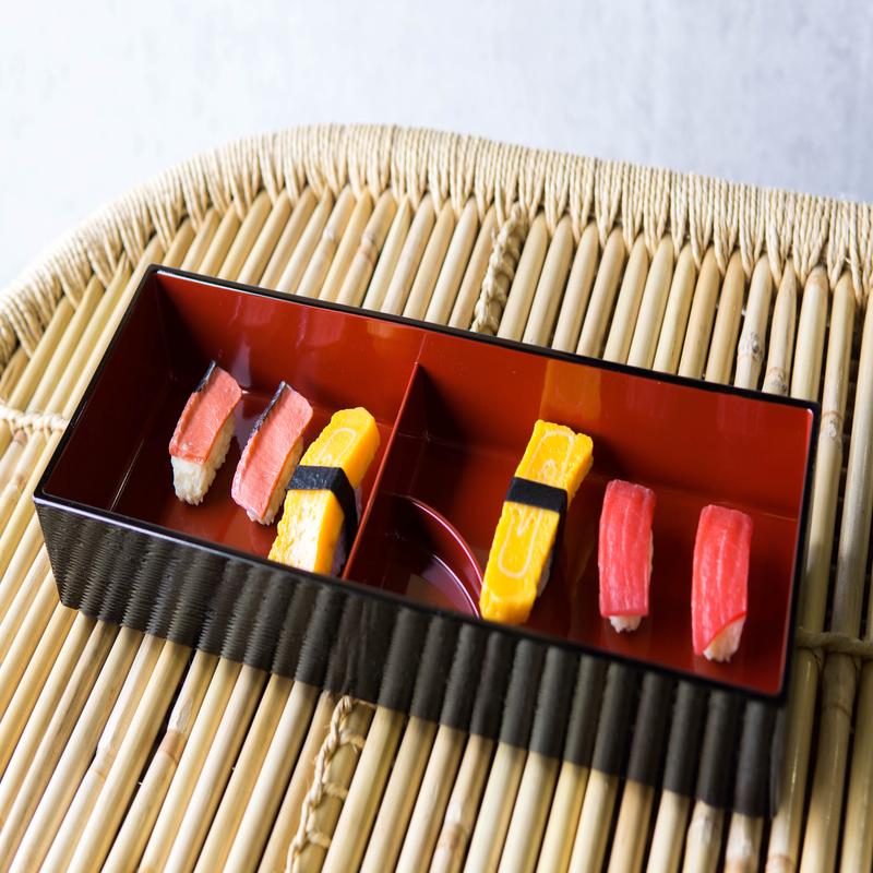 Red Black Japanese Long Bento Box With Dividers 3 Compartments Plate Pack Of 4