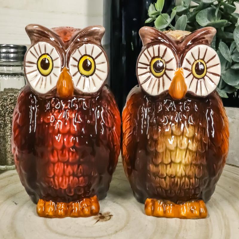 Nocturnal Tropical Great Horned Owl Couple Ceramic Salt Pepper Shakers Figurines