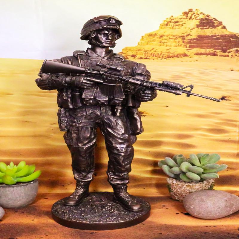 US Military War Soldier Marine Rifleman On Guard Statue 13.5"Tall Infantry Unit