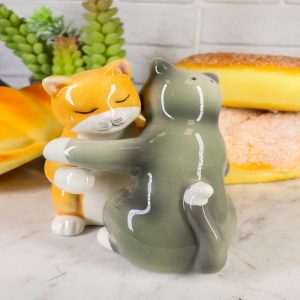 Ebros Ceramic Yellow And Gray Cats Couple Hugging Dancing Salt Pepper Shakers Set