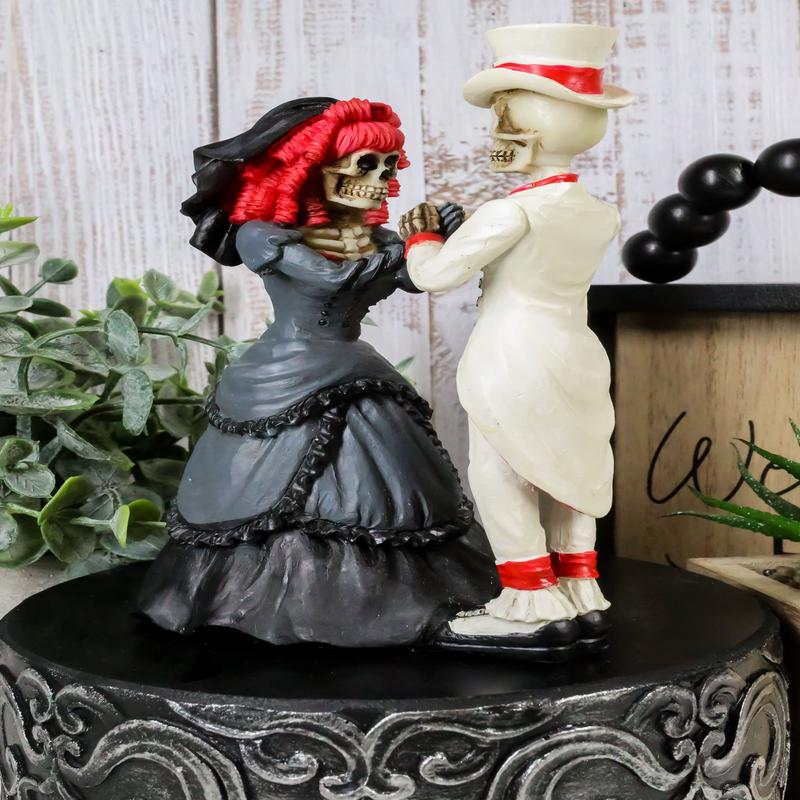 Day Of The Dead Wedding Skeleton Couple Bride and Groom Statue Love Never Dies