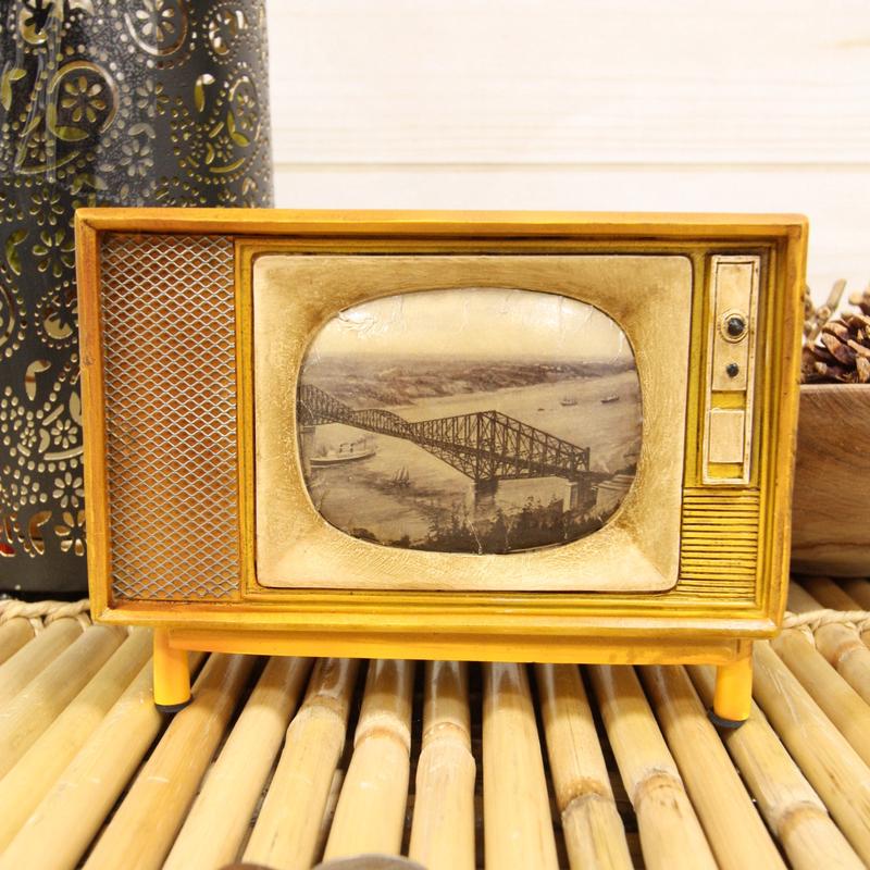 Vintage Retro Rectangle TV Television Box Set Money Coin Piggy Bank Accent Decor
