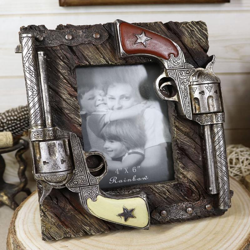 Western Outlaw Dual Pistol Revolvers Faux Barnwood Photo Picture Frame Decor 4X6