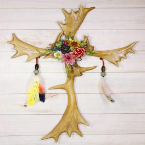 Rustic Elk Moose Bone Antlers Flowers Dreamcatcher Feathers Wall Cross Decor