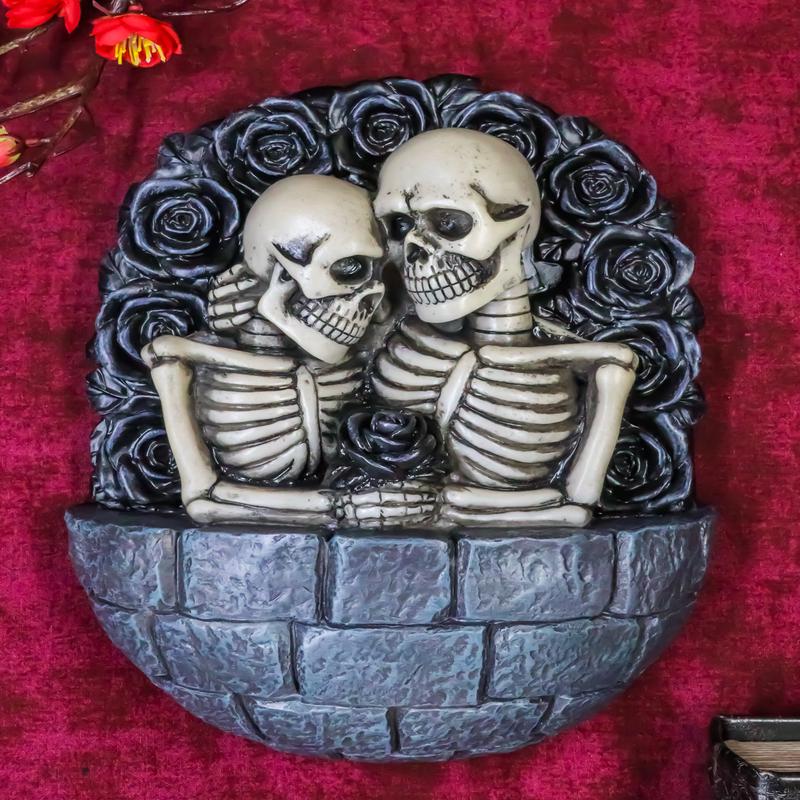 Gothic Love Never Dies Romeo Juliet Skeleton Couple By Black Roses Wall Decor