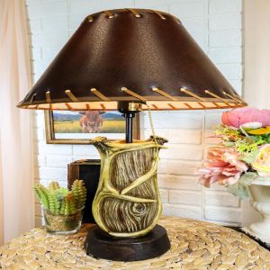 Rustic Western Hunters Lodge Deer Antlers On Driftwood Trunk Desktop Table Lamp