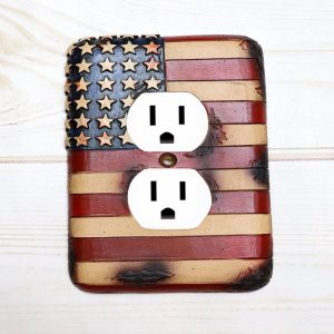 Set of 2 Rustic Patriotic USA American Flag Wall Double Receptacle Outlet Plates