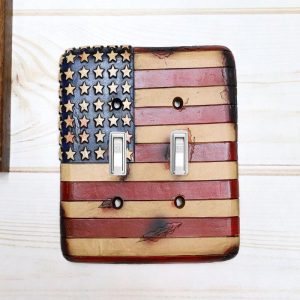 Set of 2 Rustic Patriotic USA American Flag Wall Double Toggle Switch Plates