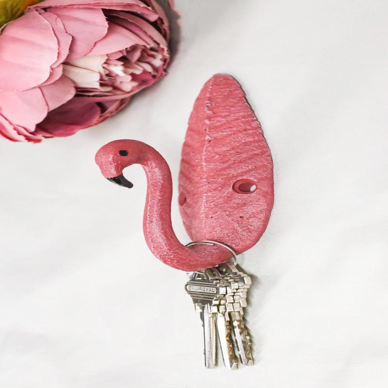 Pack Of 2 Cast Iron Tropical Bird of Paradise Pink Flamingo Wall Hook Plaque