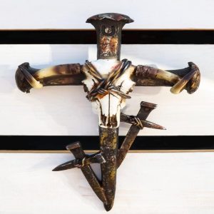 Rustic Western Barbed Wires Cow Skull With 3 Spike Nails Crosses Wall Cross