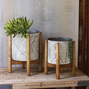 Set Of 2 Transitional White And Gray Pressed Tin Planters Pots With Wooden Base