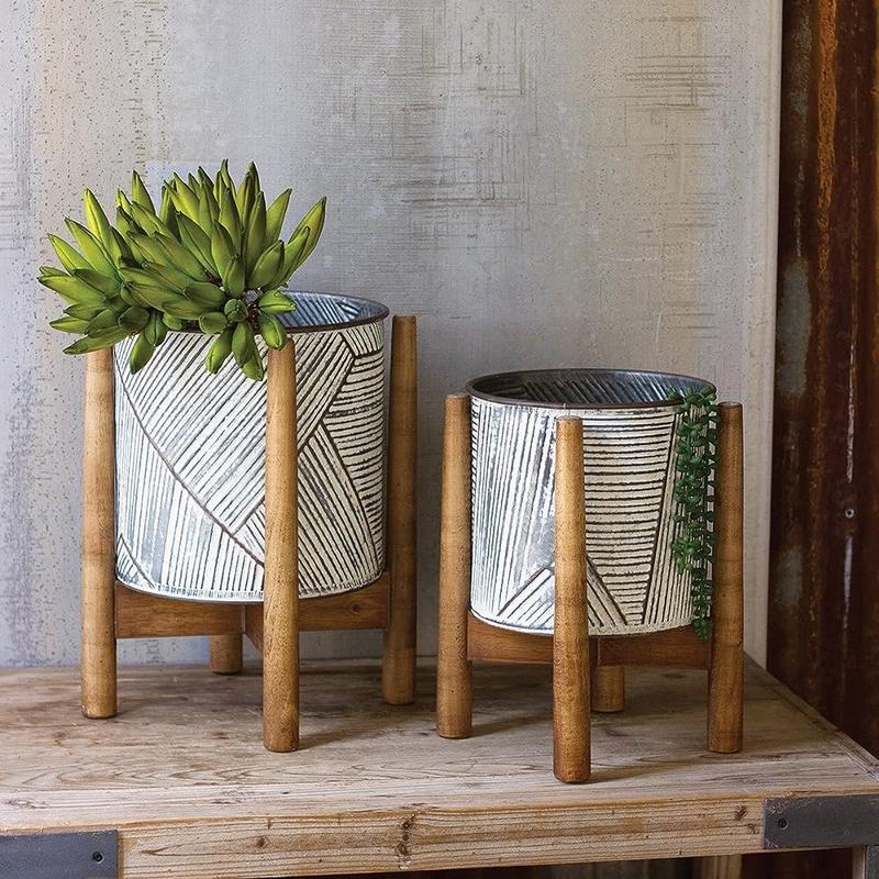 Set Of 2 Transitional White And Gray Pressed Tin Planters Pots With Wooden Base