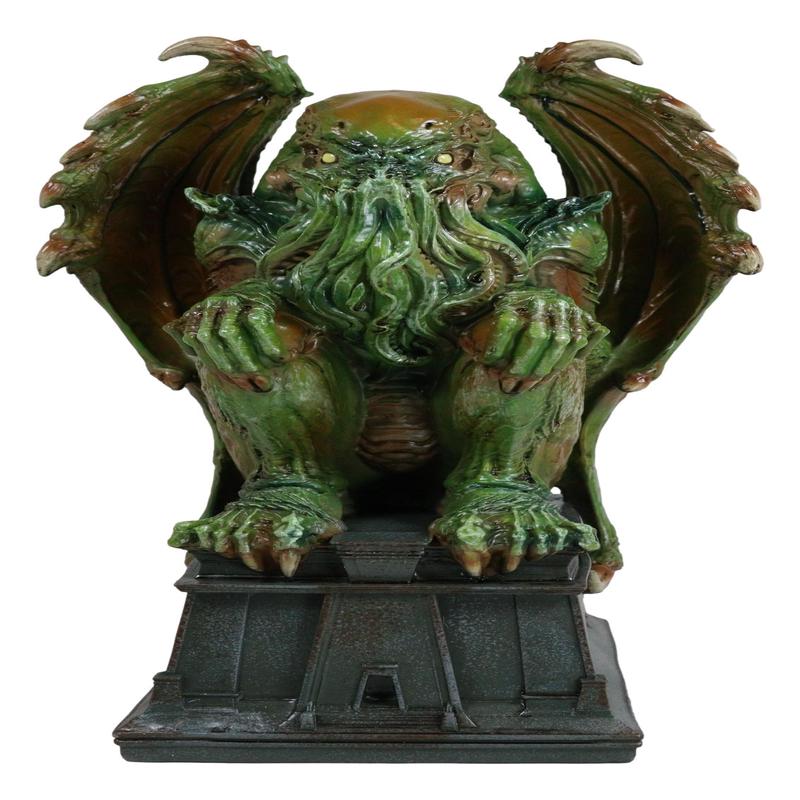 The Call of Cthulhu Alien Creature Seated On Pedestal Throne Desktop Figurine