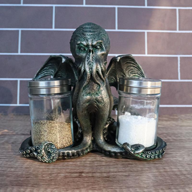 Winged Cthulhu The Wise One Octopus Kraken Salt And Pepper Shakers Holder Set
