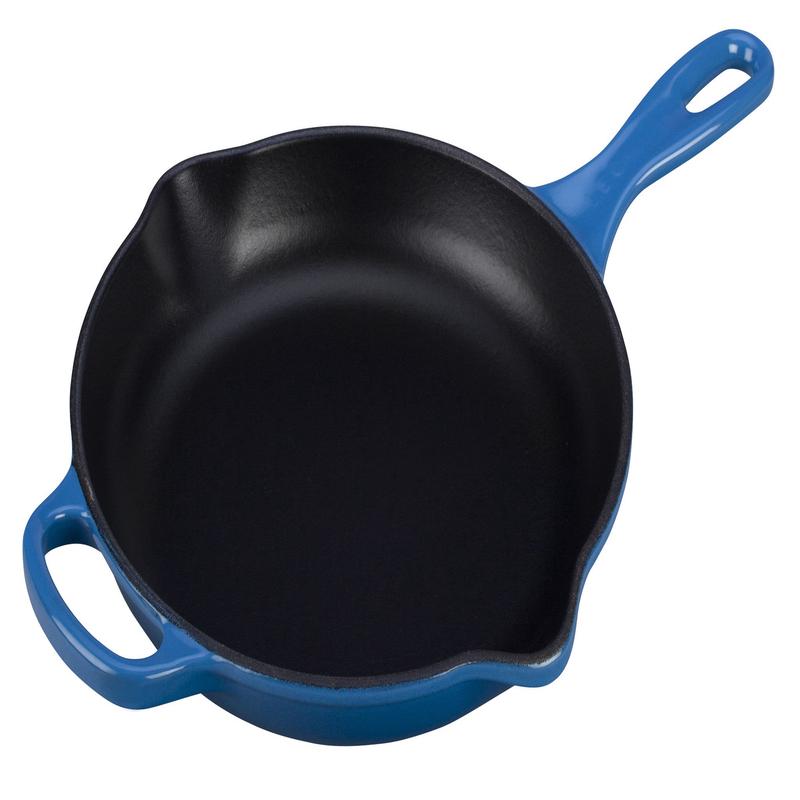 Le Creuset Marseille 9" Cast Iron Skillet