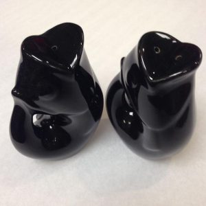Gurgle Pot Salt and Pepper Set Black
