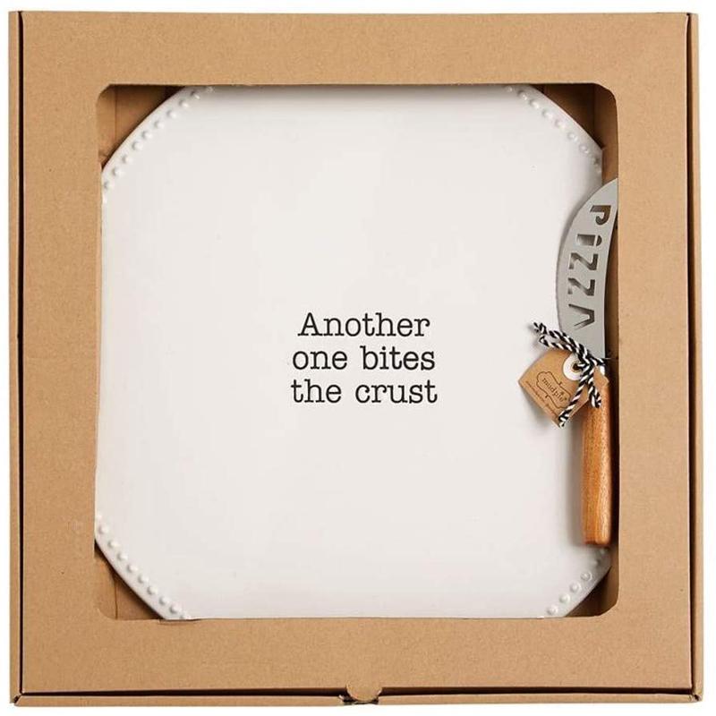 Mud Pie Pizza Stone Set - Another One Bites the Crust