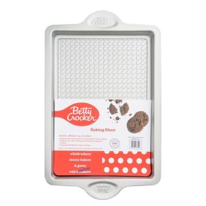 Betty CrockerCarbon Steel 17 x 10.5 x 1 Inch Cooking Sheet