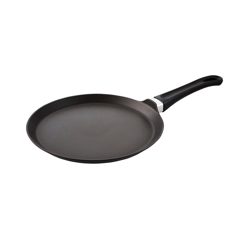 Scanpan Classic 9.75-Inch Omelet & Crepe Pan